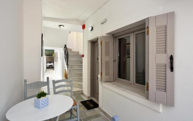 Urban Studios Manos