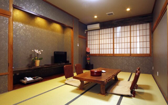 Ryokan Ginrinso Kotobuki