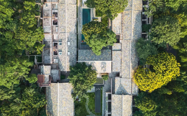Yaojia Waterfall Village Resort