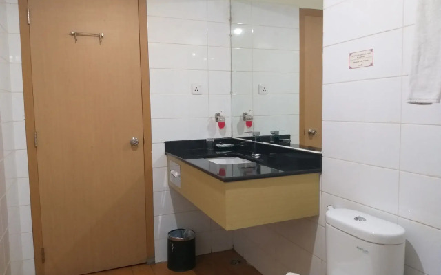 OYO 666 D' Grande Hotel Batam