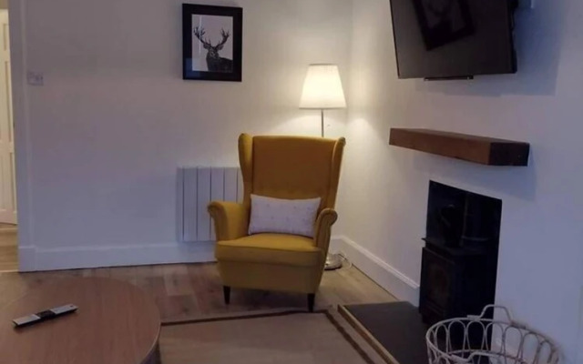 Stunning 2-bed Villa in Tighnabruaich