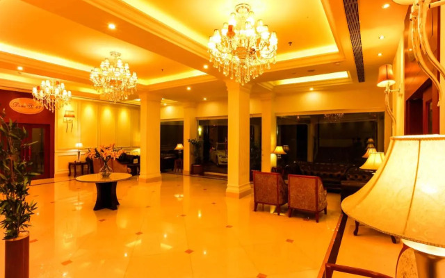 Camelot Hotel
