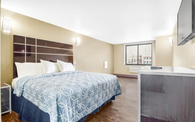 Brooklyn Broadway Hotel