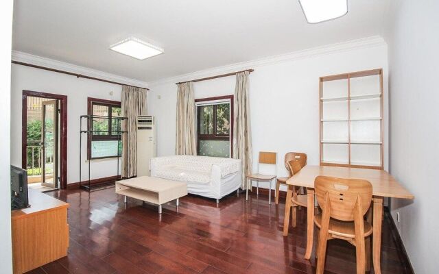 Ellies Apartment Biyun Branch