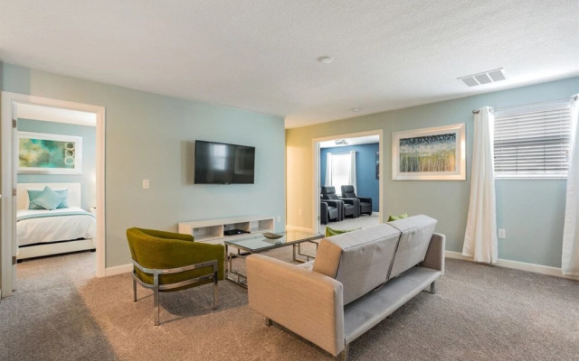 8BR ChampionsGate Pool Home w MTheater