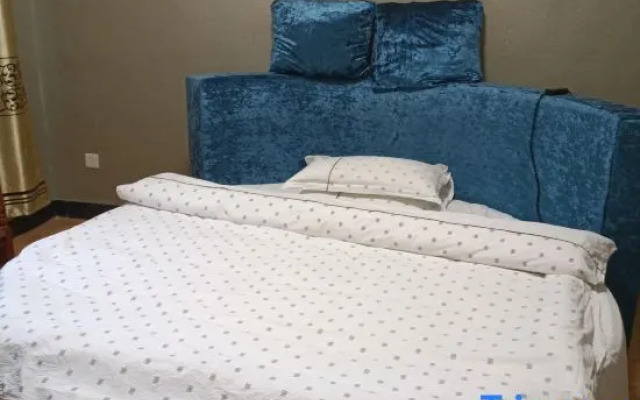 Xianglong Business Hotel