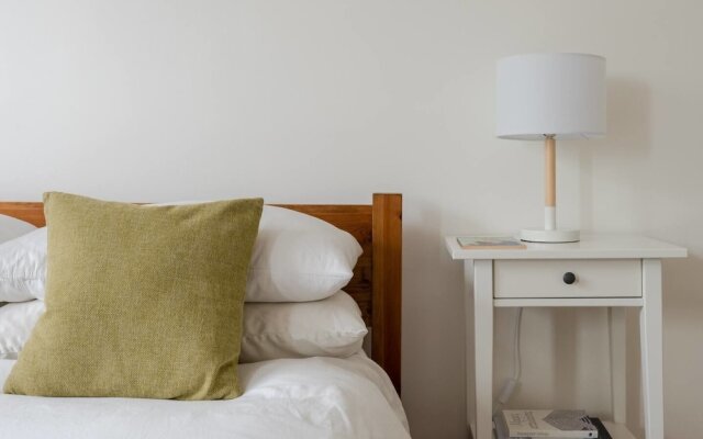 Light And Spacious 1 Bed Flat, Brixton