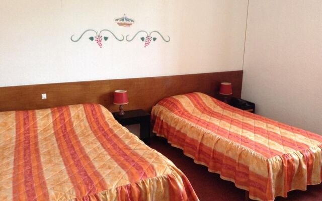 Hôtel Restaurant La Mangeoire – Relais Paris Bâle