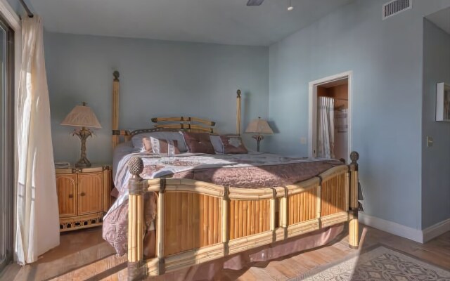 Apollo s Hideaway
