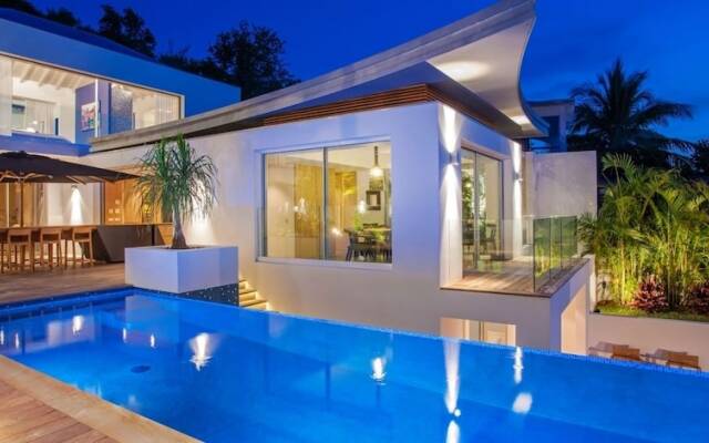 Villa Wings