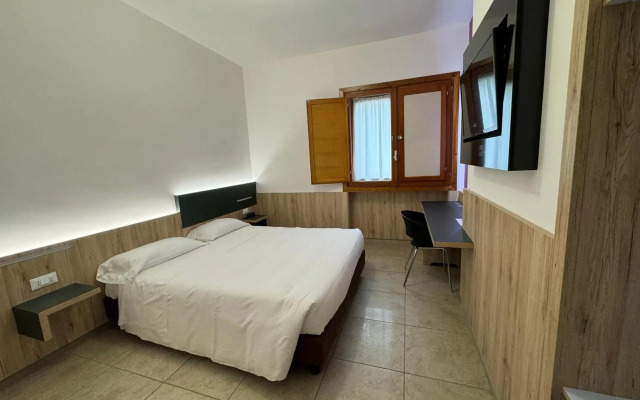 Hotel Holidays
