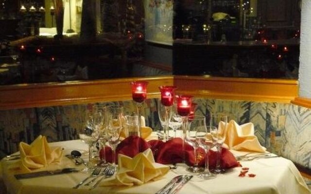 Hotel-Restaurant Neyses am Park