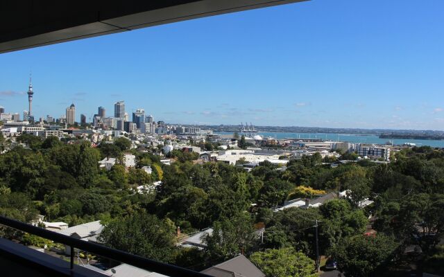 The Parnell Hotel & Conference Centre