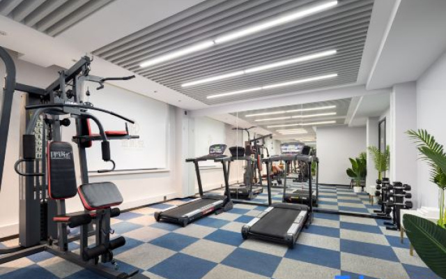 Holiday Inn Golden Hyatt (Yanji Yanbian University Department Store) – Sports – Yanbian