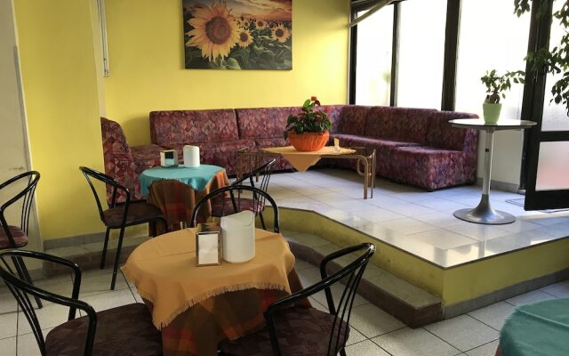 Mini Hotel