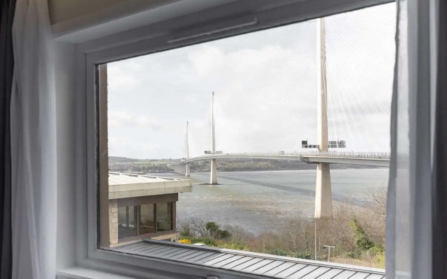 DoubleTree by Hilton Edinburgh - Queensferry Crossing
