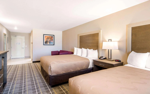 Quality Inn & Suites Carlsbad Caverns Area