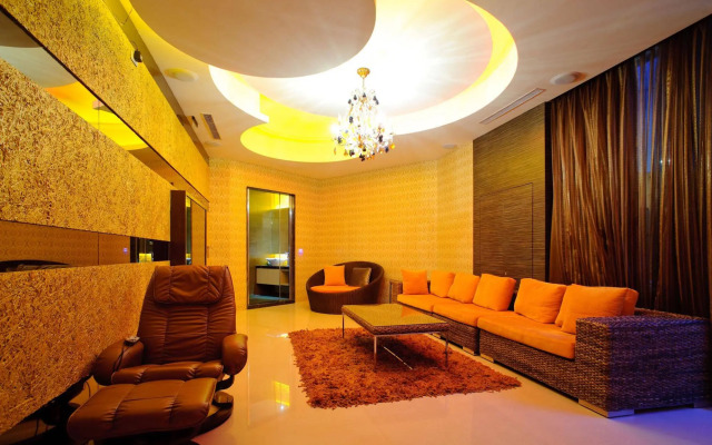 Zhen 13 Villa Motel