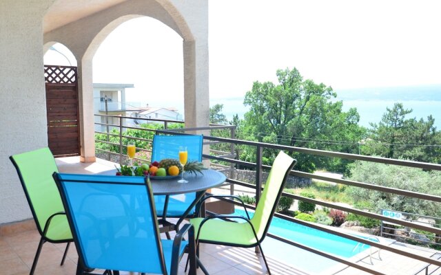 Apartments Lounger Frkovic