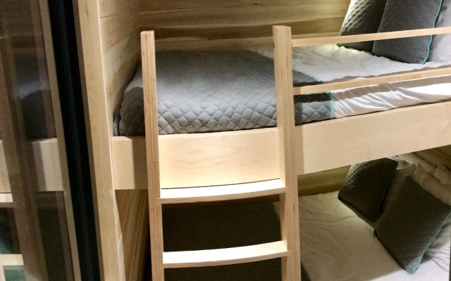 Fraternité-sur-Lac by Location ADP