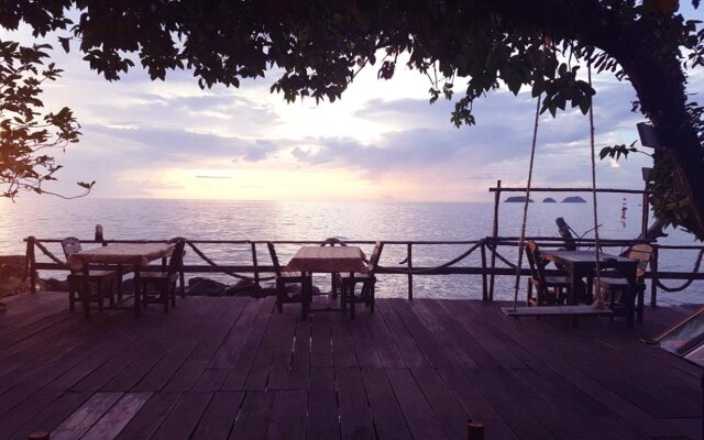 Kohchang 7 seaview bungalow