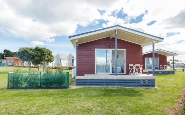 Foxton Beach TOP 10 Holiday Park