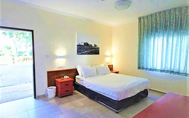 Nachsholim Holiday Village Hotel