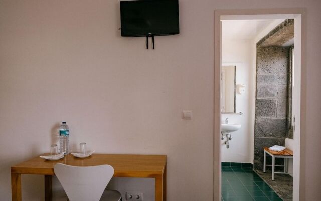 Azores Youth Hostels - Pico