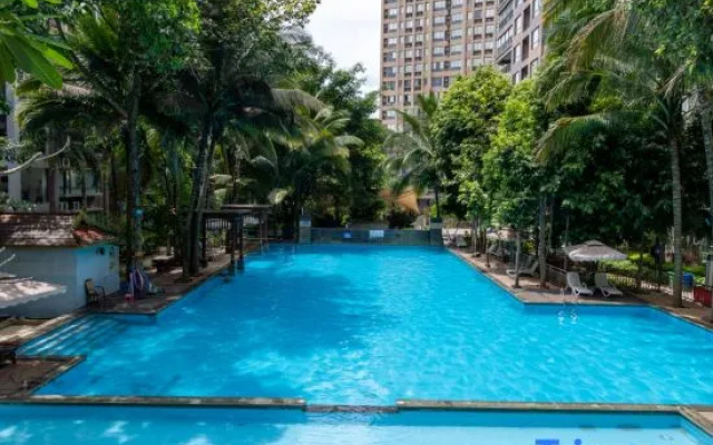Ruierbo Designer Original Homestay (Jinghong Poshui Plaza) – Pool – Xishuangbanna