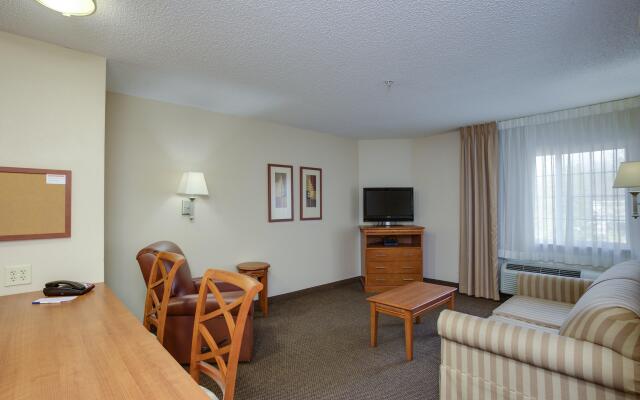 Candlewood Suites Richmond Airport, an IHG Hotel