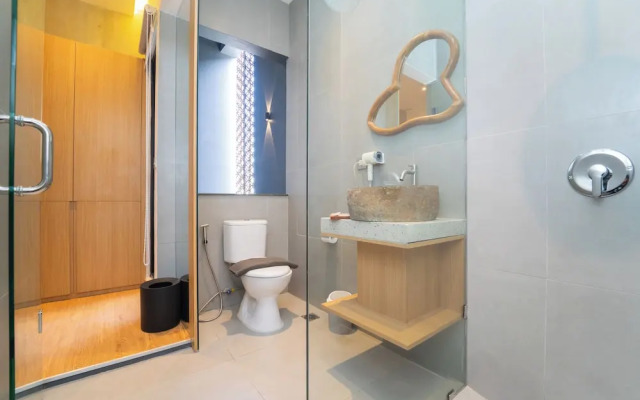 Keenan Living Luxe Seturan