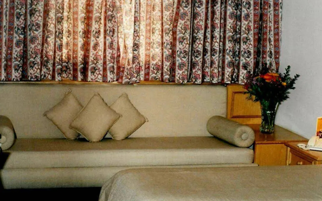 Hotel El Oumara Tunis