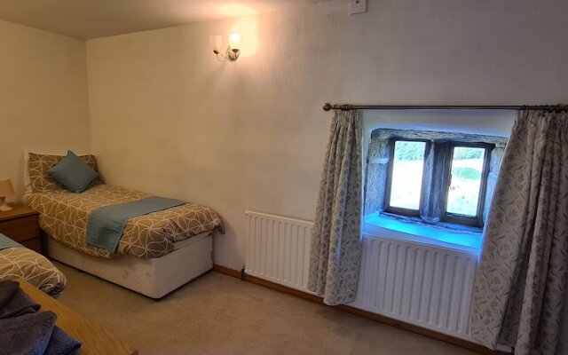 Greave Farm Todmorden Tranquil Cottage Retreat