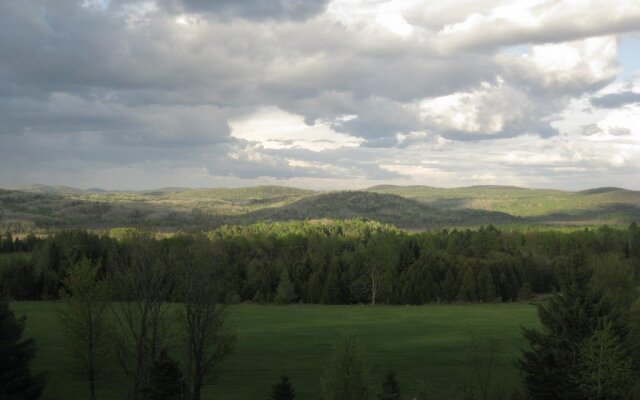 Benaaron Guest House