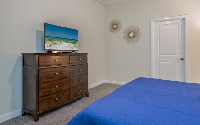 Family Paradise Space Themed Perfect Location