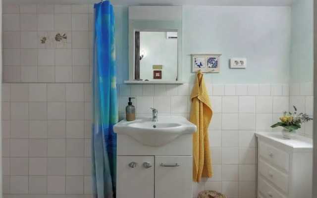 Tiny House With Private Pool Kostrena