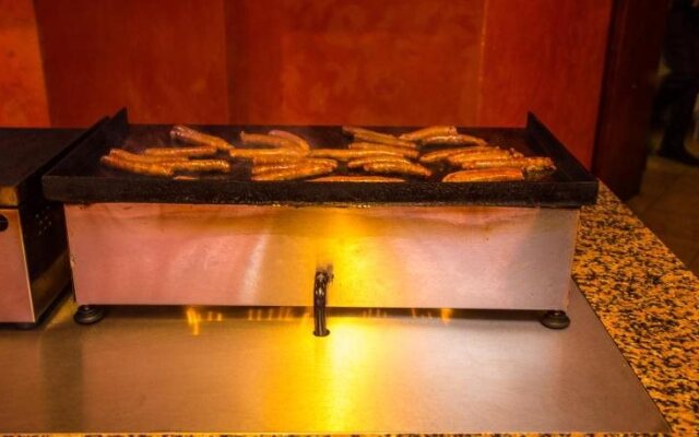 Complex Sunrise by HMG - All Inclusive