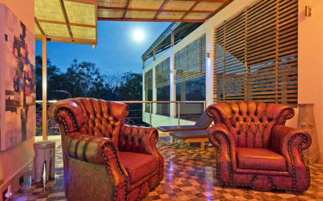 Sunset villa