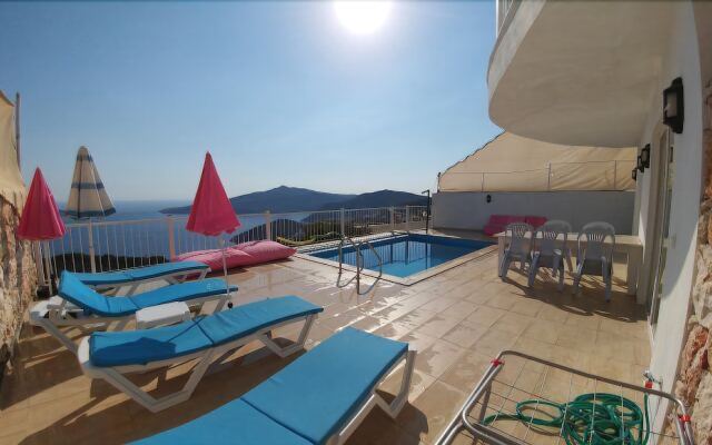 Kalkan 3 Bedrooms Villa Private Pool