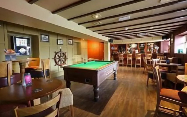 Newburgh Inn