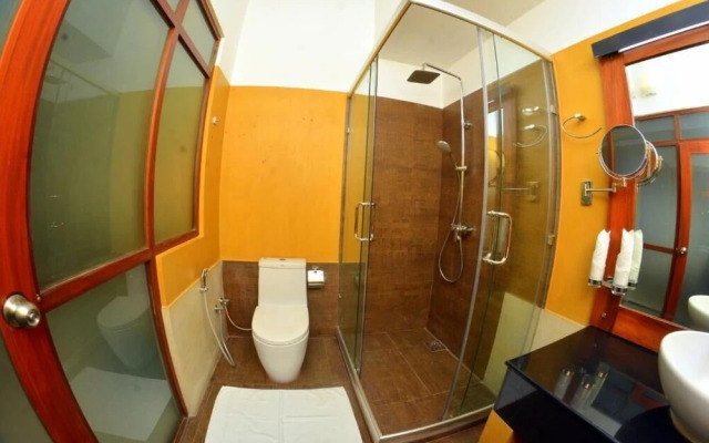Beach Corridor Hotel & Spa with Free Airport Shuttle