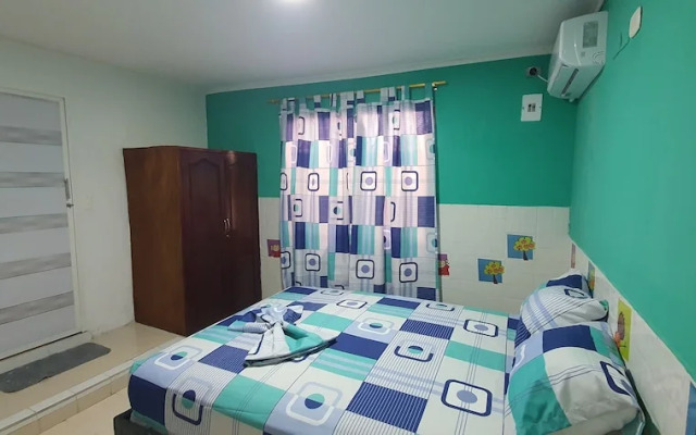 Hostal Mi Lindo Septiembre