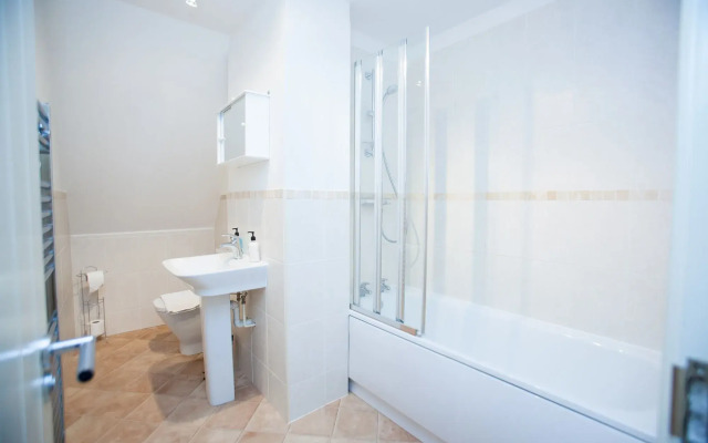 Hamilton Grace Apartments - Wessex Court