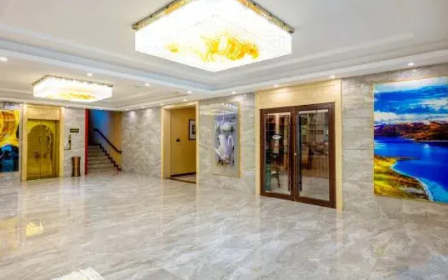 Pinglu Hotel