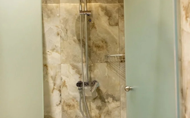 Trikala Mall Suites !
