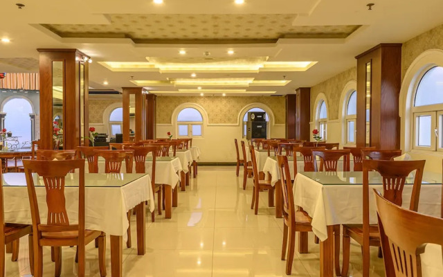 Lychee Hotel