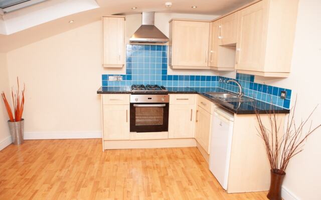 Cosy 1 Bedroom Near City Centre