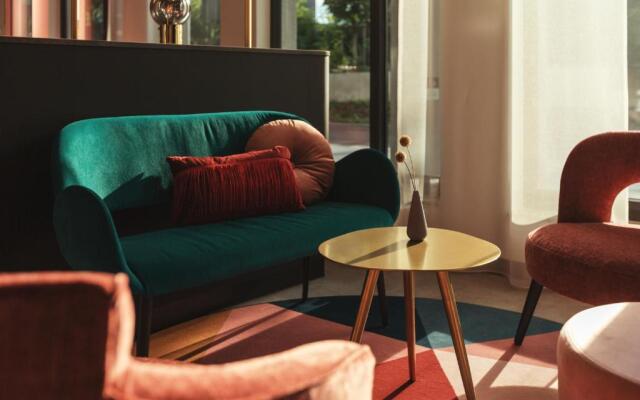 Holiday Inn, the niu - Loco Munich North by IHG