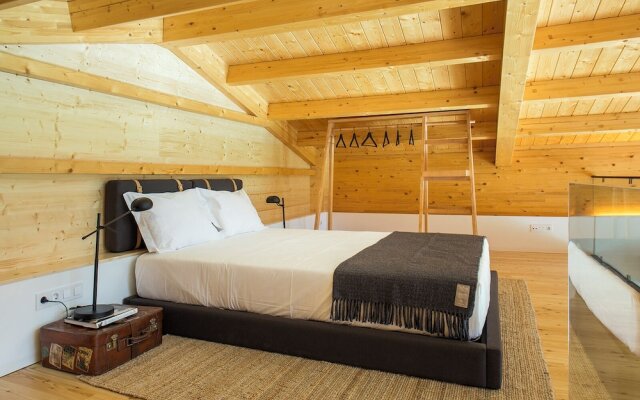 Quintãs Farm Houses