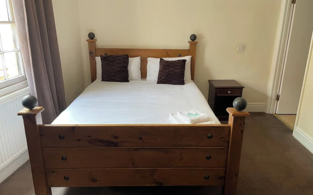 Rose & Crown Hotel